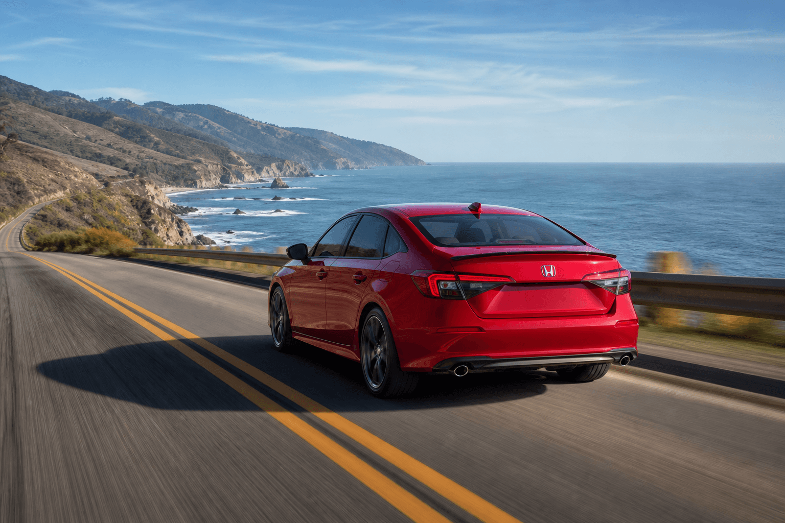 Civic Sedan Hybrid / RS rear angle