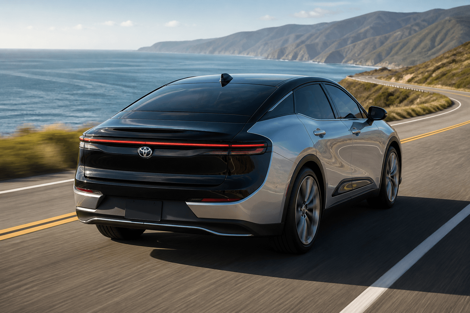 Crown Crossover G Advanced rear angle