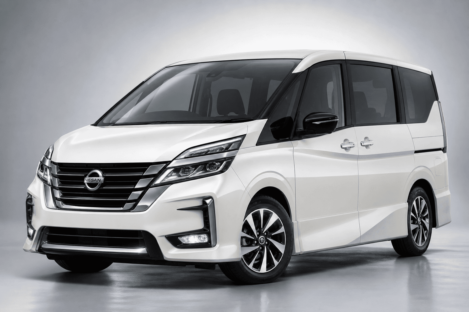 Nissan Serena e-POWER (Highway Star)